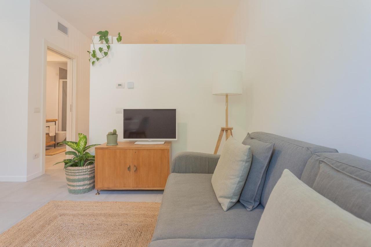 Ginepro & Salvia Apartments In Como By Rent All Como Ngoại thất bức ảnh