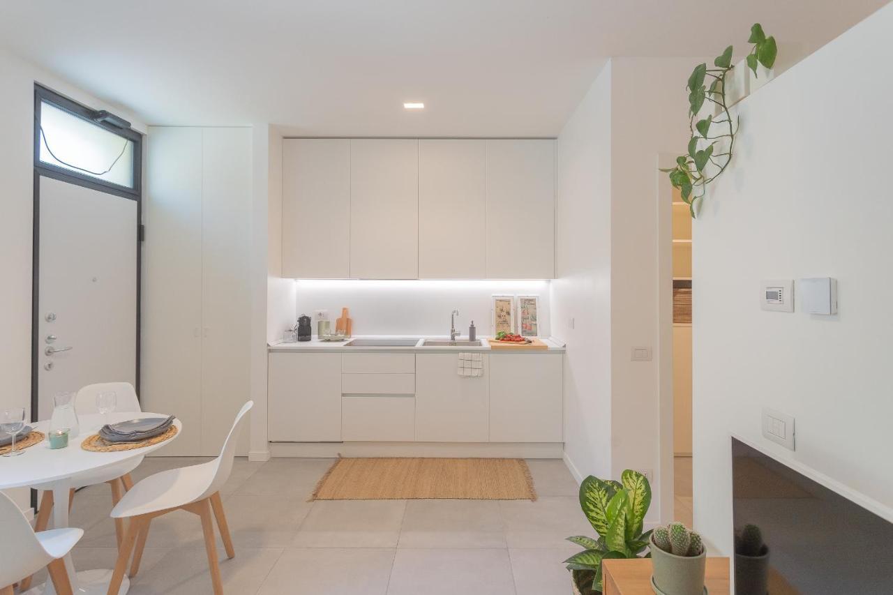 Ginepro & Salvia Apartments In Como By Rent All Como Ngoại thất bức ảnh
