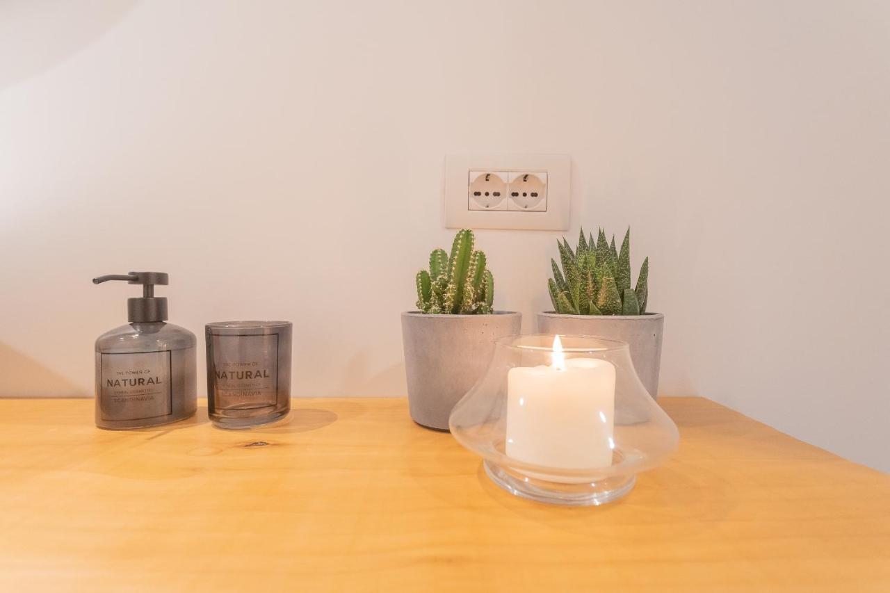 Ginepro & Salvia Apartments In Como By Rent All Como Ngoại thất bức ảnh